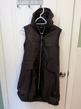 Paolo Tricot Sleeveless Hooded Long Vest in Dark Chocolate With Ribbon Piping